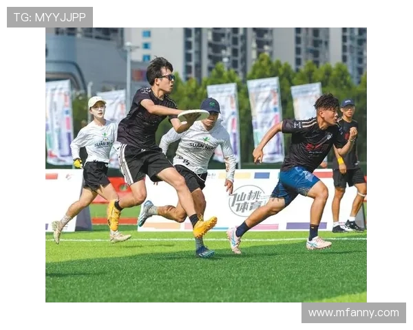 武汉飞盘队创历史新高耐力排名引发热议全城欢庆飞盘运动蓬勃发展