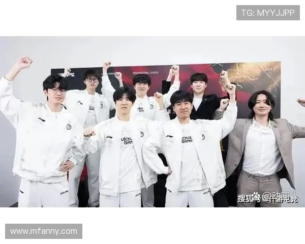 高校联赛特别报道：IG战队的拼搏历程与辉煌成就回顾