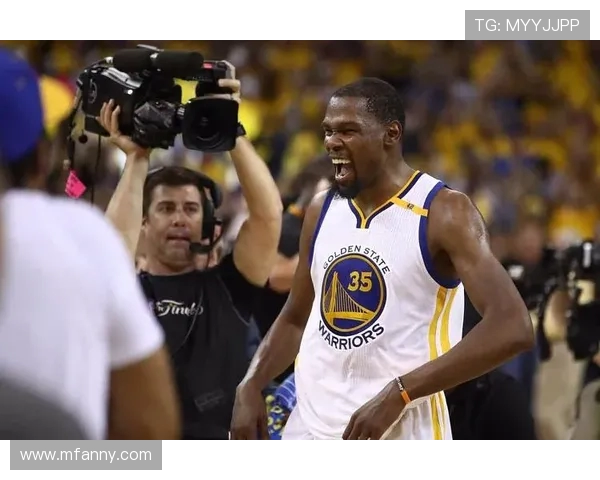 勇士与骑士精彩对决完整视频回顾全场精彩瞬间与赛后分析